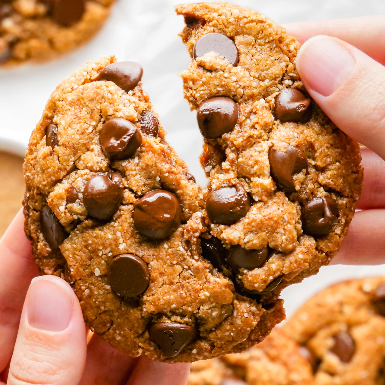 The BEST Vegan Paleo Chocolate Chip Cookies (GF & Keto)